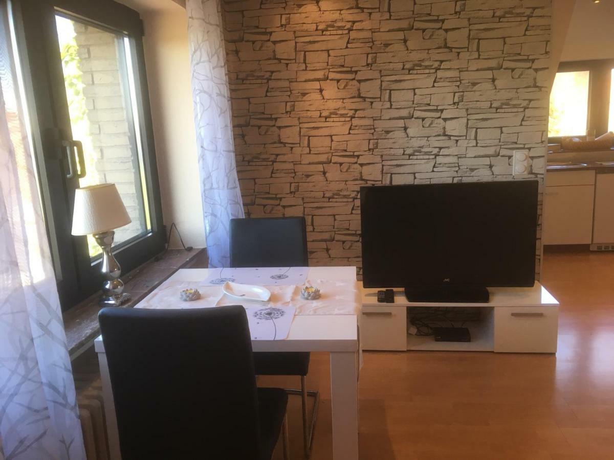 Ferienwohnung Am Bramschebach 뢰네 외부 사진